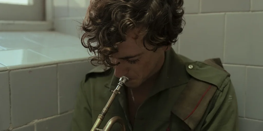 La Bola Negra film still
